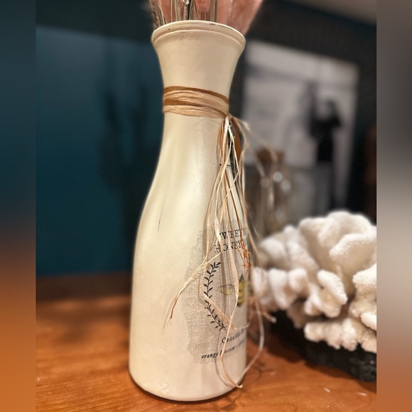 Boho/Natural Bee | Decoupaged Up-Cycled Glass | Baby Shower/Gender Reveal/Decor - Picture 4 of 5